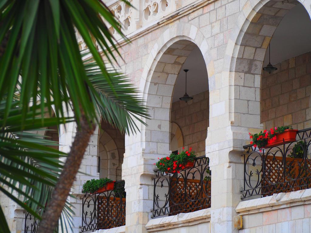 Notre Dame Center Hotel Йерусалим Екстериор снимка